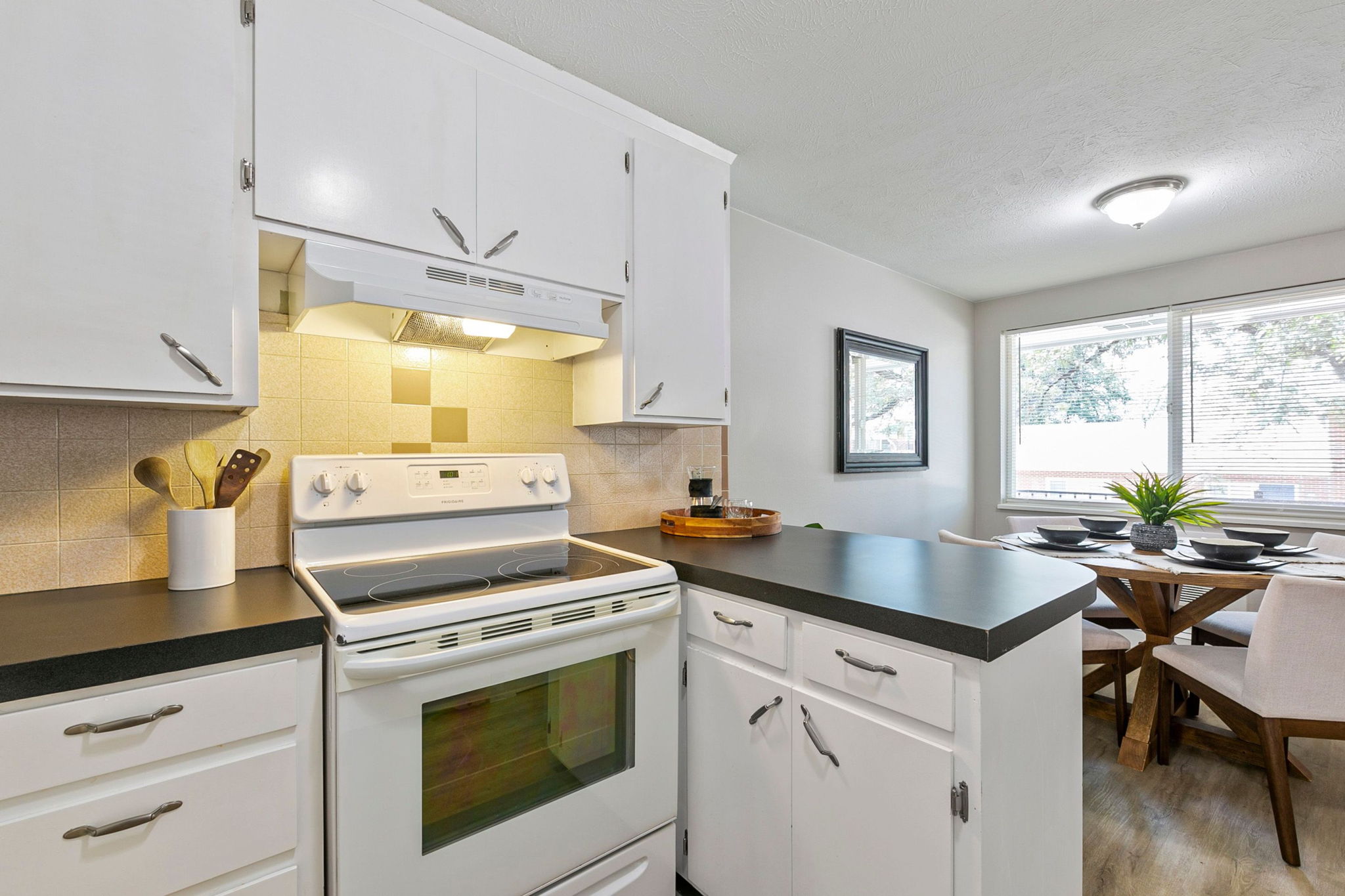 466 West 10th Street