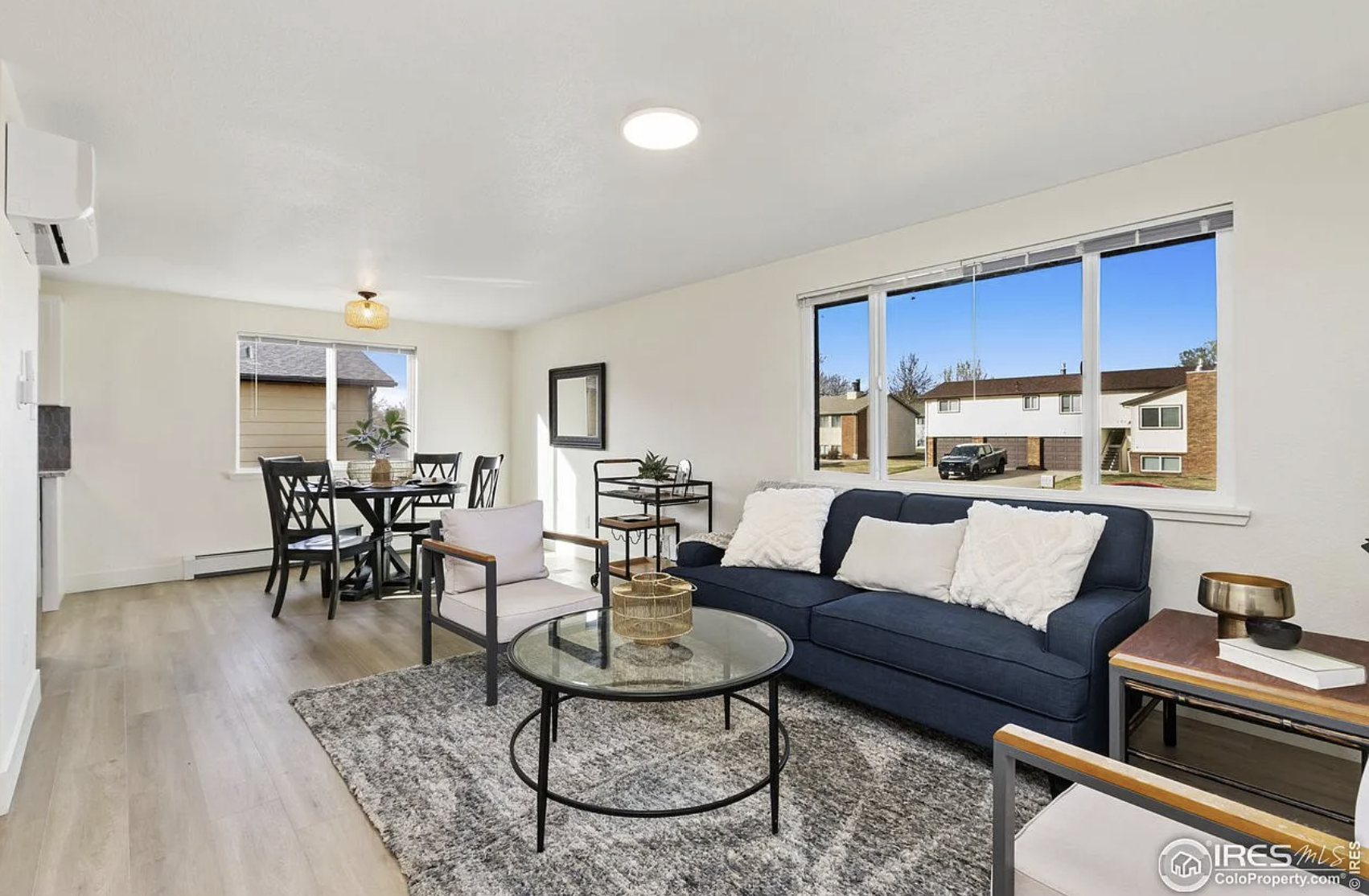 138 Glenda Drive - 1